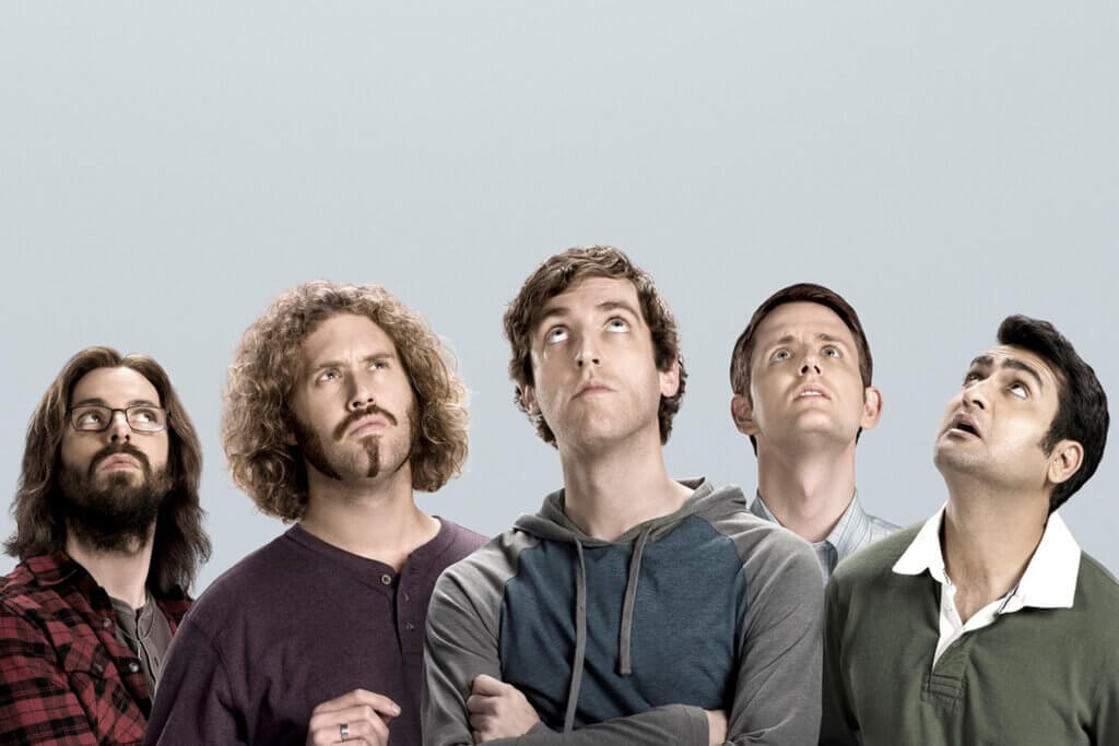 Imagen promocional de la serie Silicon Valley, una gran recomendación como películas y series para emprendedores